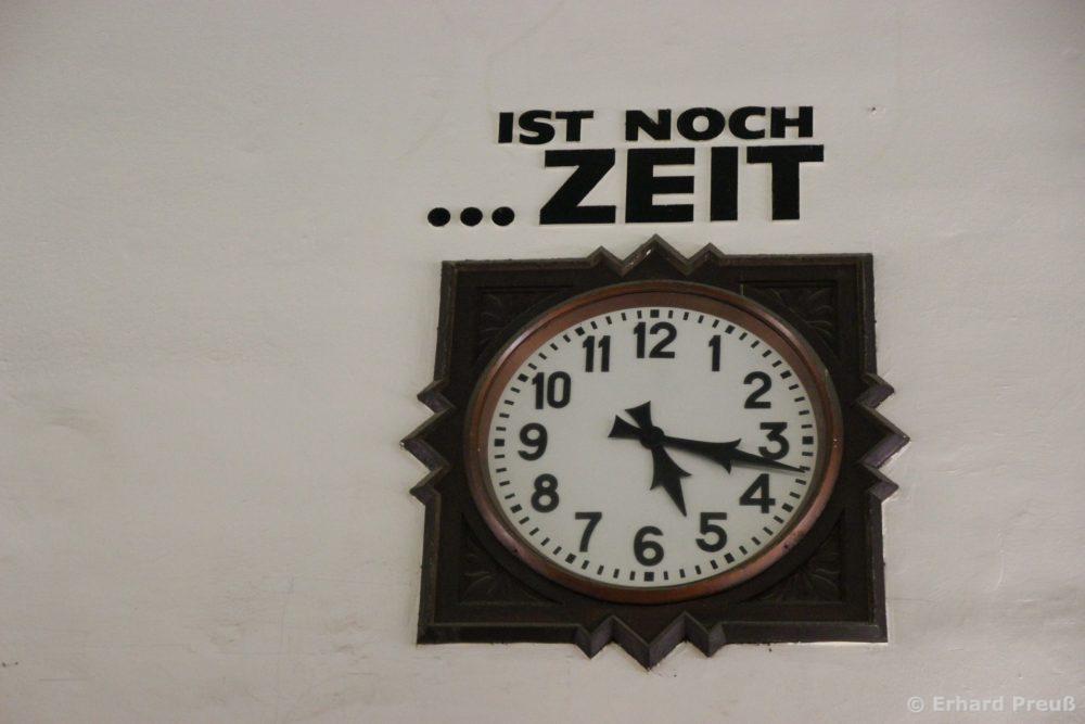 Uhrzeit